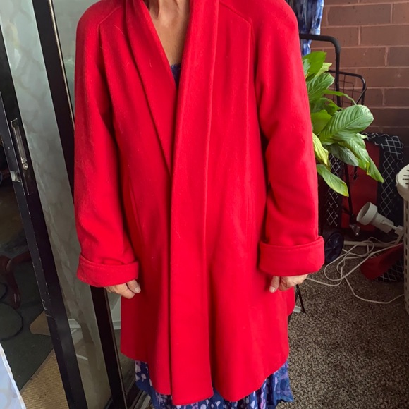 Red Coat - Picture 1 of 2